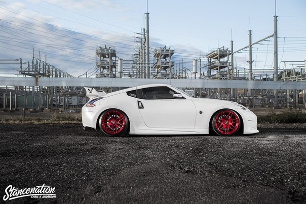 Nissan 370Z - 4