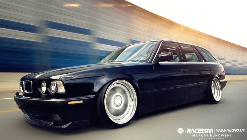 BMW 5-Series Touring. - 2