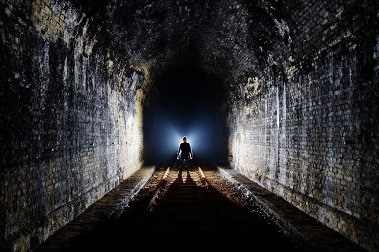 Tunnel life.:Tom Kondrat