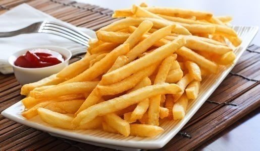 Картофель “Фри” из духовки.Ингредиенты:- 5-7 шт картофеля среднего размера- 2 яичных белка- паприка- ...