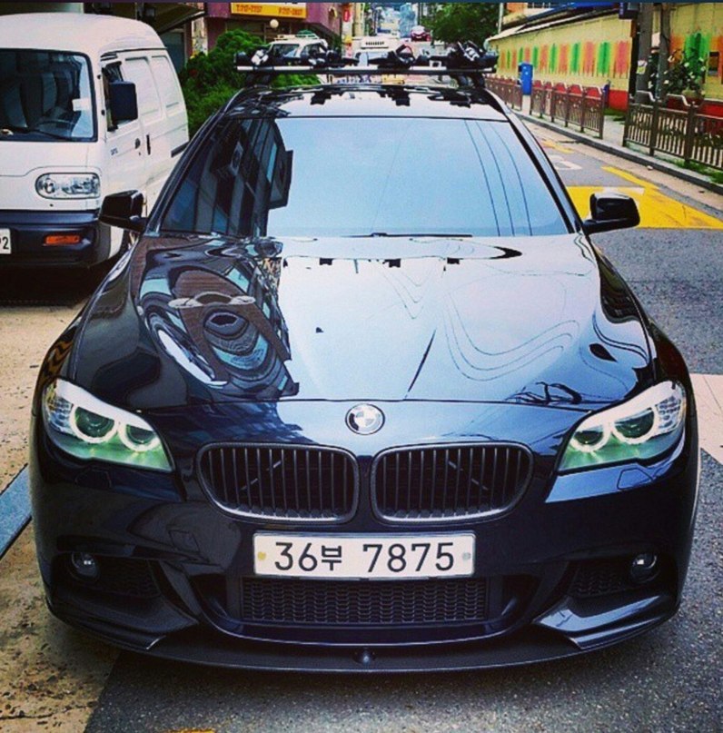 BMW - 6