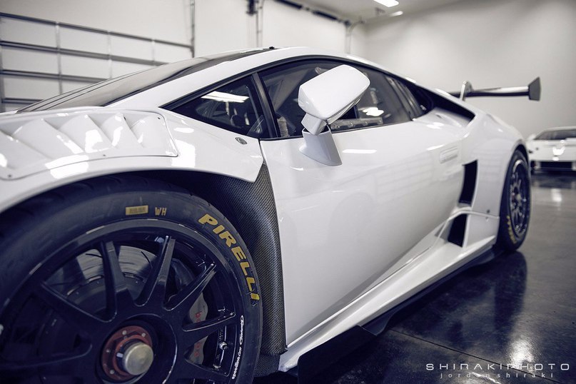 Lamborghini Huracan 620-2 Super Trofeo (7 )      ...