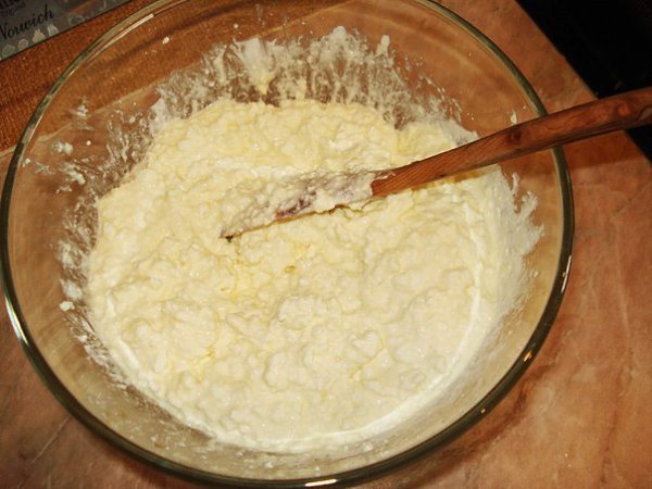Сырники с вареной сгущенкой.Сырники с вареной сгущенкой — это оригинальная альтернатива обычным ... - 4