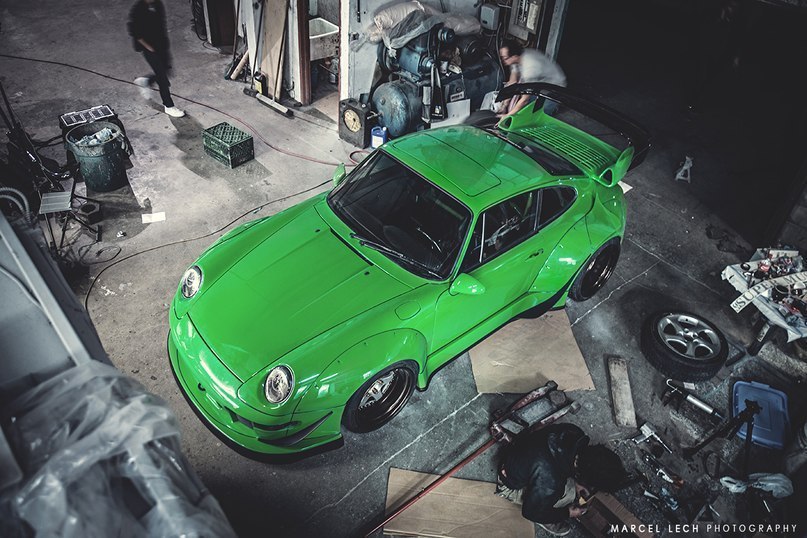 Porsche 911 RWB - 2