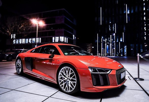 Audi R8 V10 Plus 2015