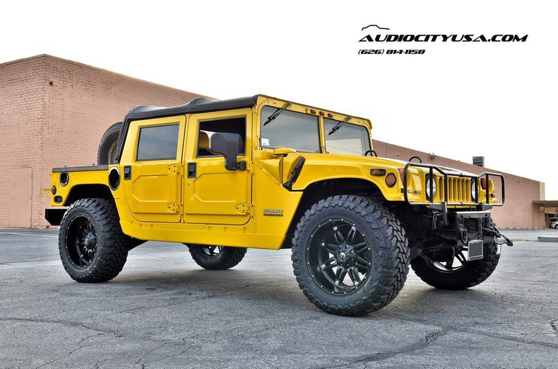 Hummer H1. - 2