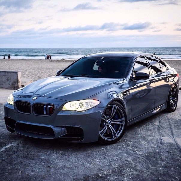 BMW M5 F10