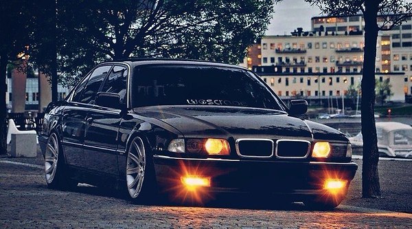 BMW 7 Series E38