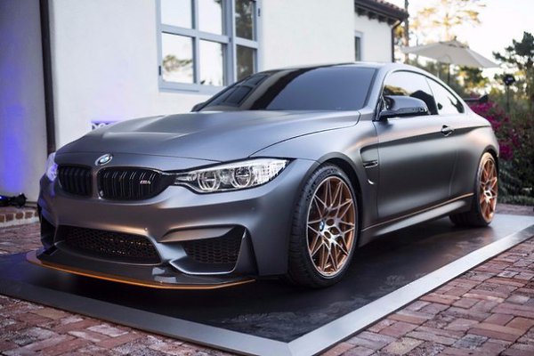 BMW M4 GTS - ����� ������� �������� BMW