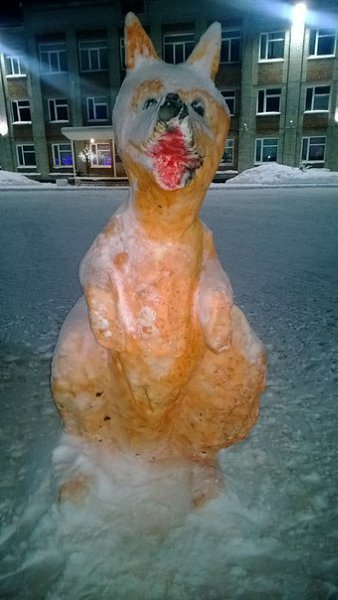 Кемереровская область, г. Тайга, центральная площадь - 2
