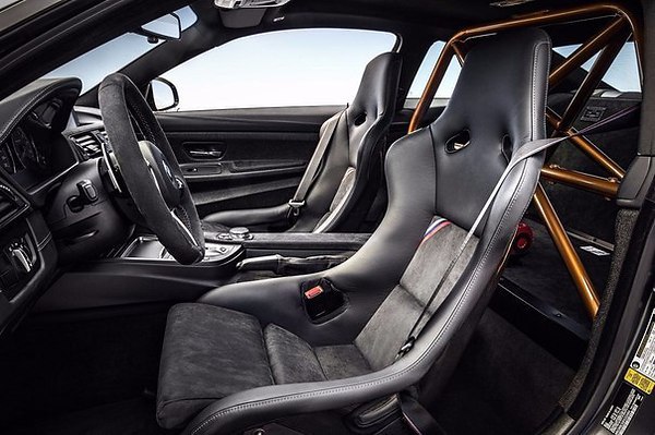 BMW M4 GTS -    BMW