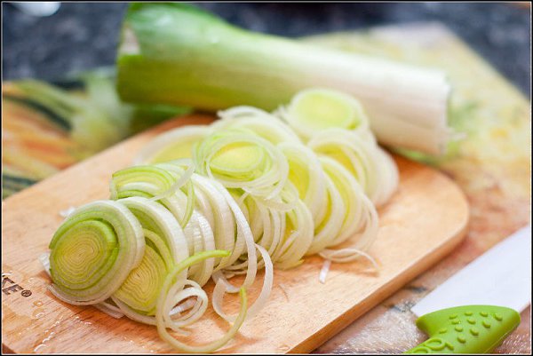   .http://stroynaya-zhizn.ru/salat-s-tuncom-recept-s-poshagovym-foto/ - 6