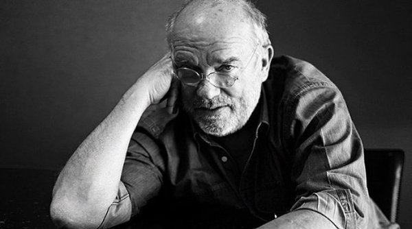 — Я хочу тебя спросить, что в женщине тебе кажется самым сексуальным? — Мозги. За тридцать лет ...
