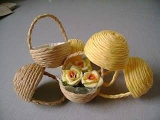 Корзинка из бумажного шпагата.Вам потребуется:1. бумажная салфетка (однотонная или цветная в ...