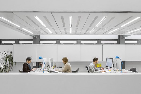 11 советов, как упростить работу: 1. Принимайтесь за работу пораньше. Рано приступать к работе один ...