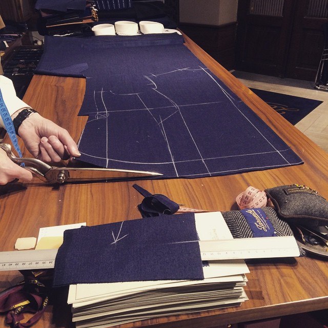 Bespoke  Made-to-Measure.             ... - 2