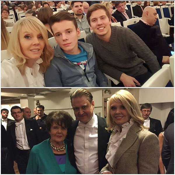 Новогодний праздник начался у меня сегодня именно с посещения этого фантастического концерта. ...