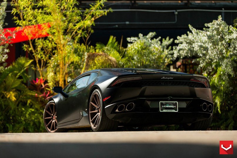 Lamborghini Huracan - 5