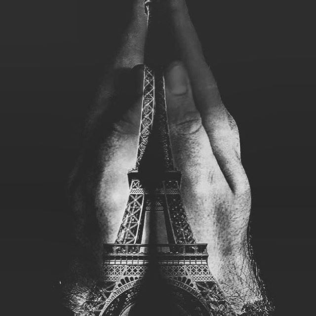      ,     ... #prayforparis