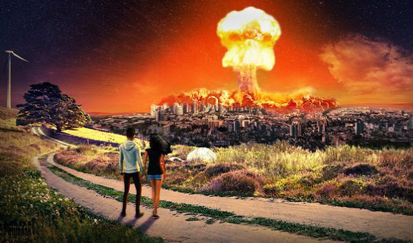 Сущность войны - уничтожение не только человеческих жизней, но и плодов человеческого труда. Война - ...