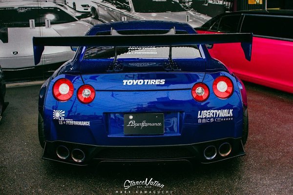 Nissan GT-R - 6