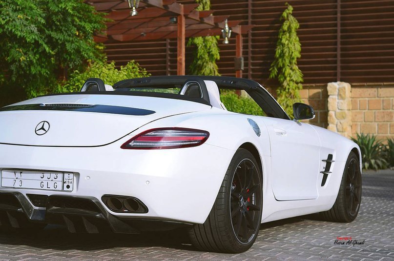 Mercedes-Benz-SLS-AMG. - 2