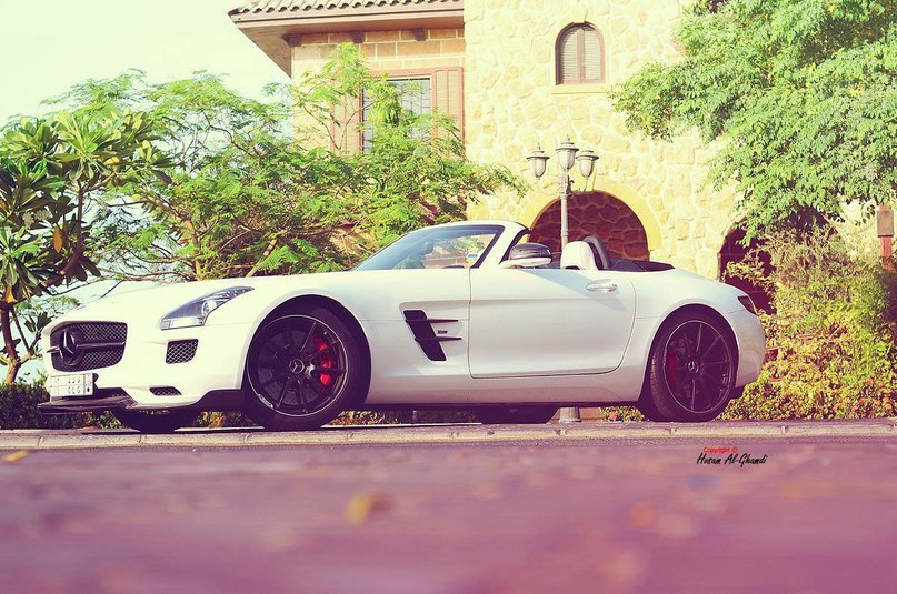 Mercedes-Benz-SLS-AMG.