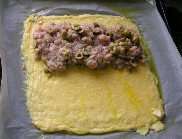 Рулет из сыра и курицы.Ингредиенты: куриное филе (или готовый куриный фарш) – 300 г сыр «Российский» ... - 9