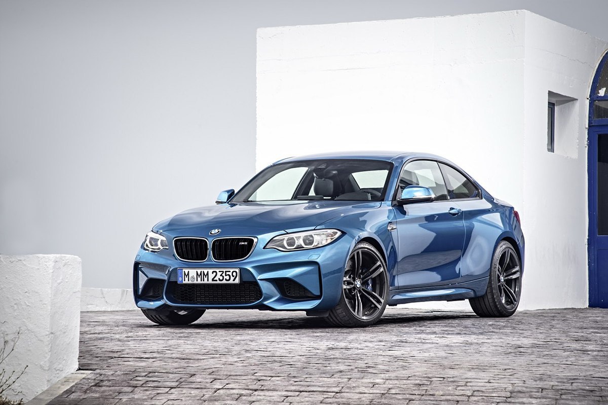 BMW    M2.  BMW    M2.   ...