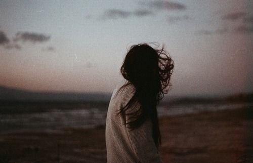 Люди, у которых есть общие воспоминания, не могут быть чужими.