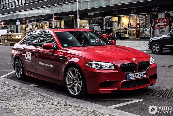 BMW M5 F10