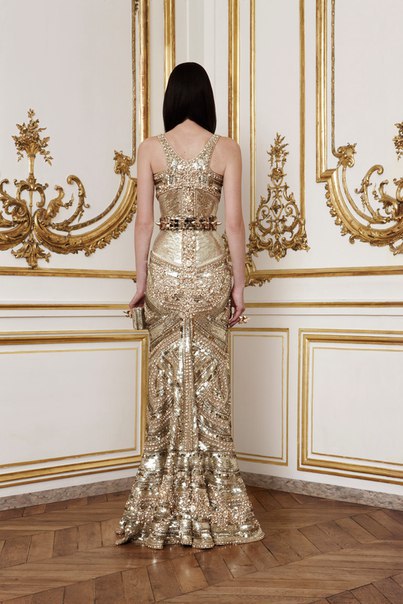 Givenchy F/W 2010-11 Couture - 5