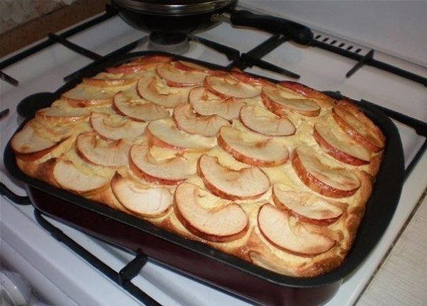 САМЫЕ ВКУСНЫЕ ТВОРОЖНЫЕ ЗАПЕКАНКИ.1) Творожно-яблочная запеканкаИНГРЕДИЕНТЫ: Творог 250 гр сметана ...