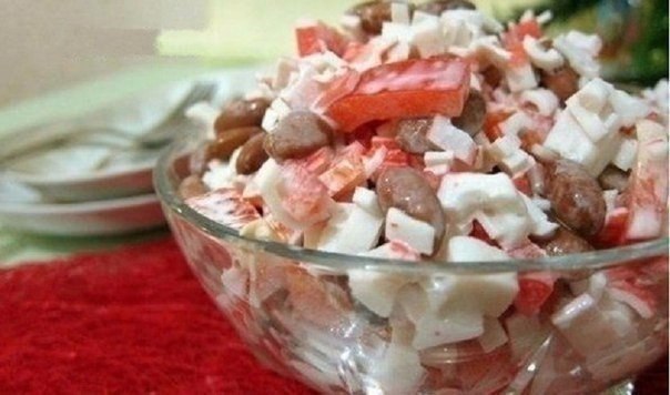 Отличный рецепт для тех женщин, которые следят за своей фигурой. Салатик с фасолью и крабовыми ...