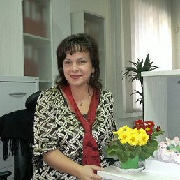 Lena, 57, 