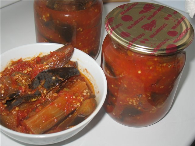 Баклажаны в аджике с яблоками.Очень вкусные баклажаны, уже несколько лет подряд их консервирую. ...