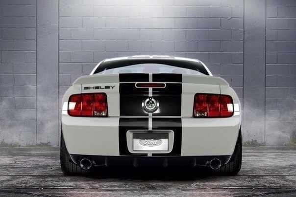 Ford Mustang - 6