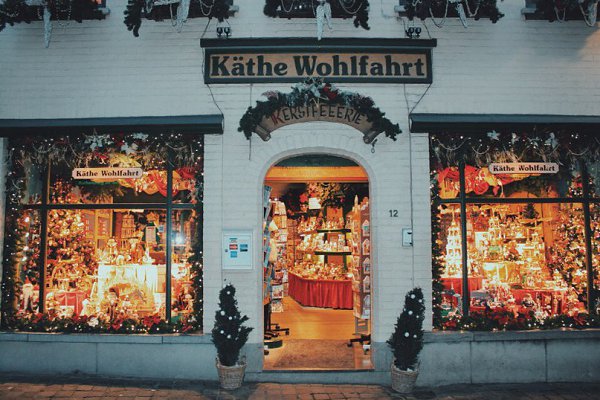 Brugge.   .
