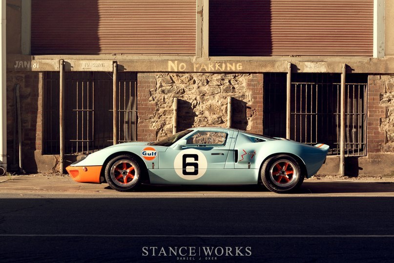 Ford GT40. - 3