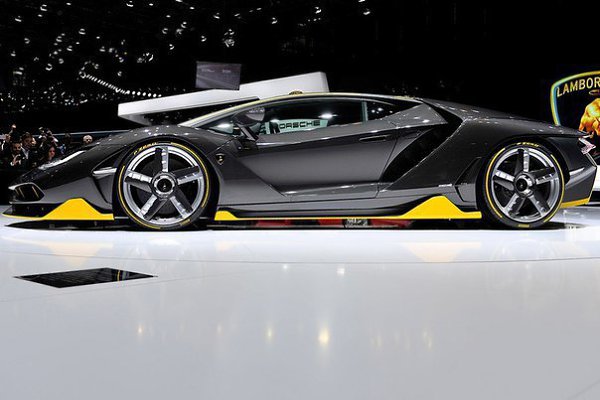 Lamborghini Centenario 2016 - 5