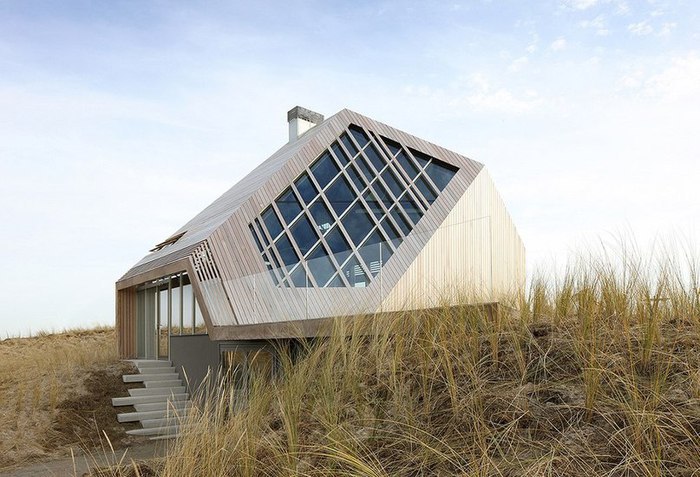 Dune House by Marc Koehler Architects // 2