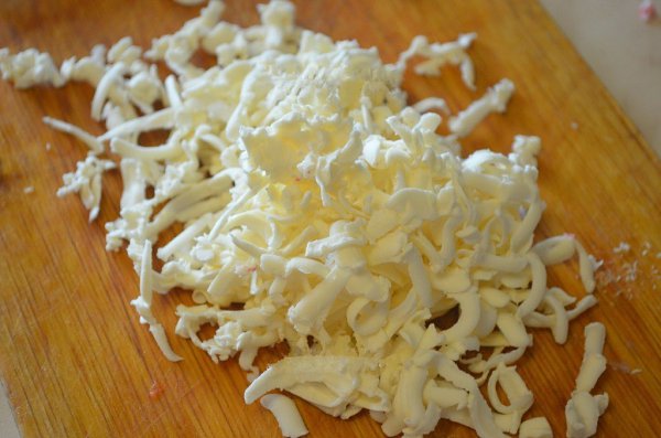 Сырные шарики с крабовыми палочками. Закуска из крабового мяса (или палочек) очень популярна. ... - 2