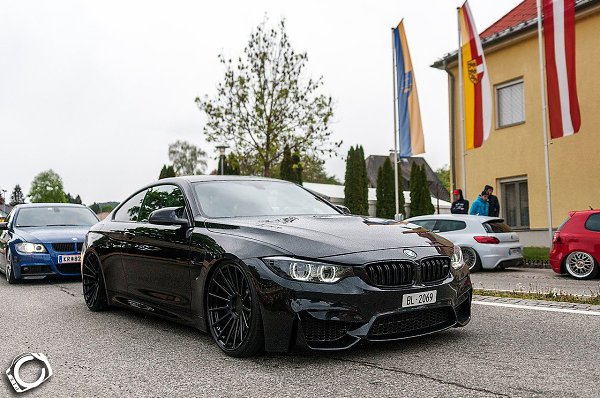 BMW M4 (F82)