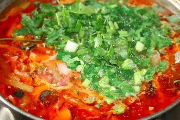 Солянка мясная сборная.Ингредиенты:Филе куриное 200-250 г;Изделия мясные 350 г;Изделия колбасные 350 ... - 9