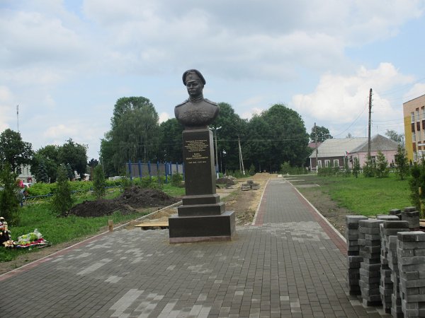 Брянск мглин автовокзал. Мглин Брянская область. Мглин Брянск. Достопримечательности Мглина Брянской области. В.Ушакова Мглин.