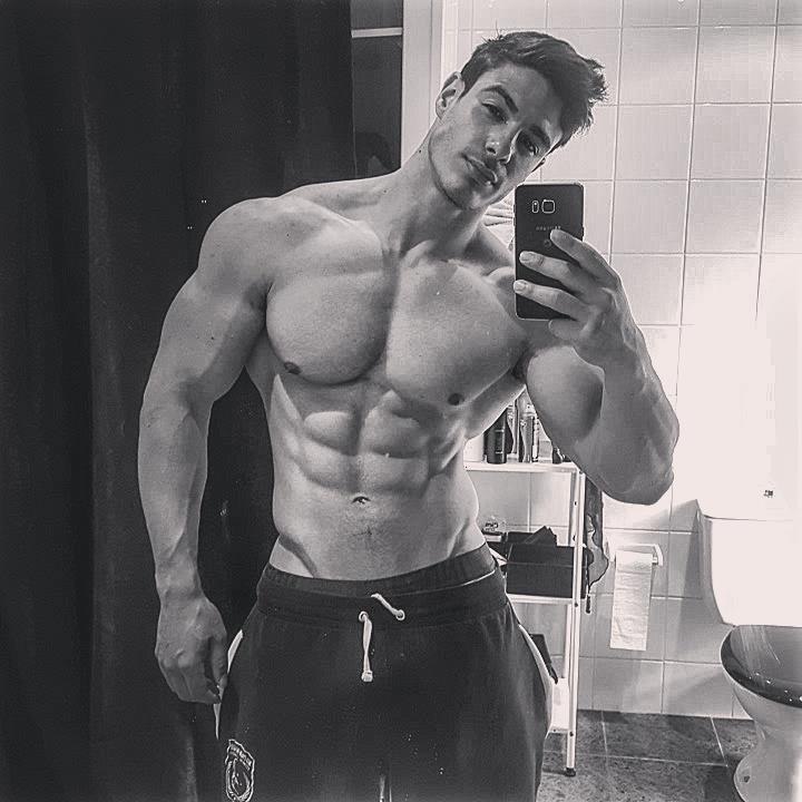 Loic https://fotostrana.ru/away?to=/sl/yjU2 competitor: 183 : 97,5  #physique #mensphysique #aesthetics ... - 2