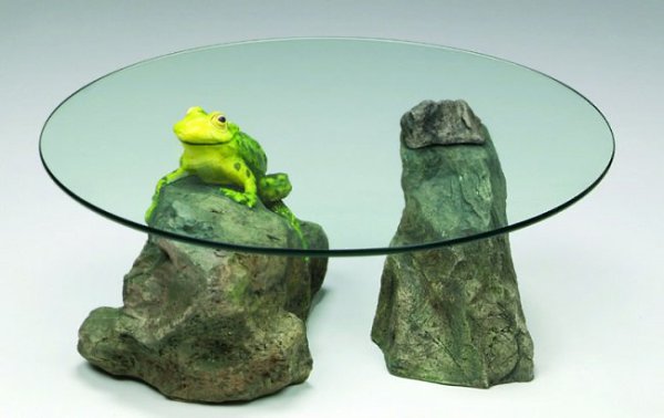 Это крутейшие столики, в которых «купаются» фигуры животных. - 8