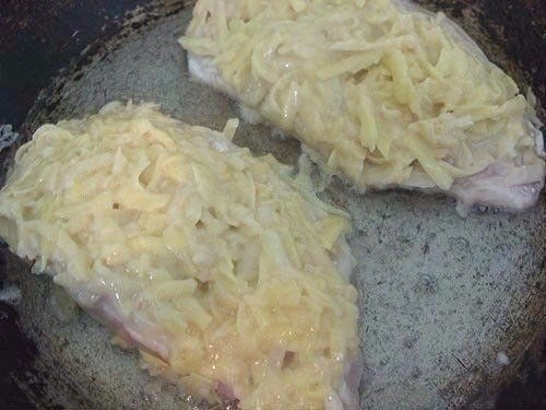 Рыба в картофельной корочке.Ингредиенты:4 тушки тилапии (или другой белой рыбы, например, трески, ... - 6