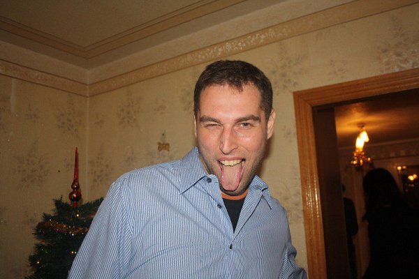 Дону 41 год