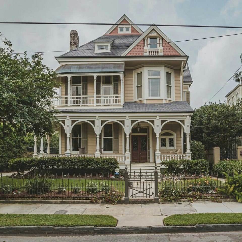  , .#@travel.blog - 2